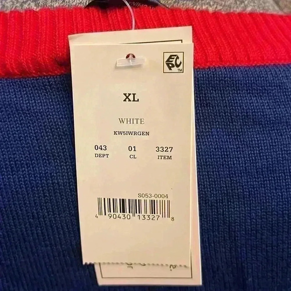 Walnut and 39th extra large holiday sweater. - Picture 4 of 5